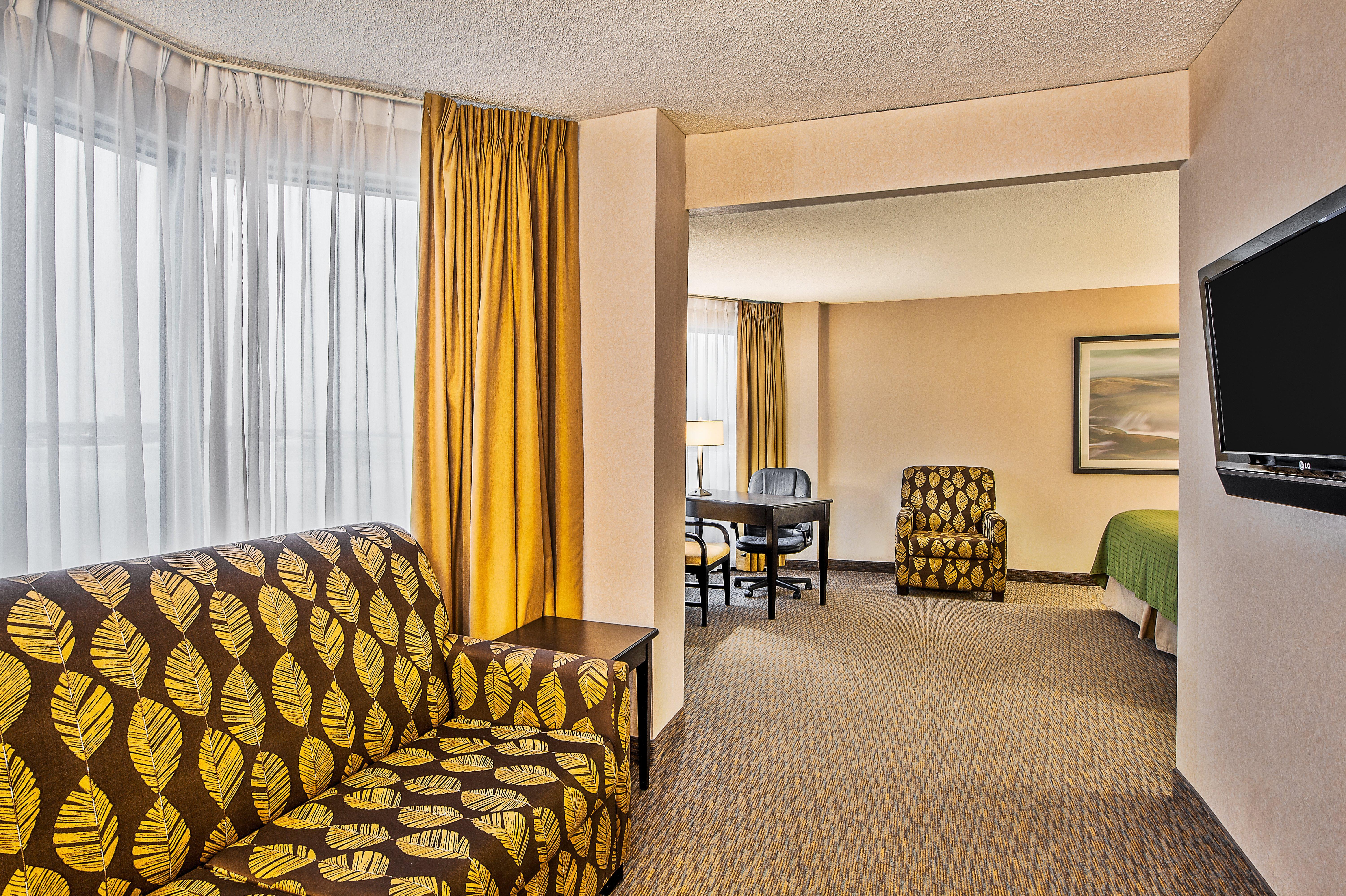 Holiday Inn Sydney - Waterfront By Ihg Exterior photo