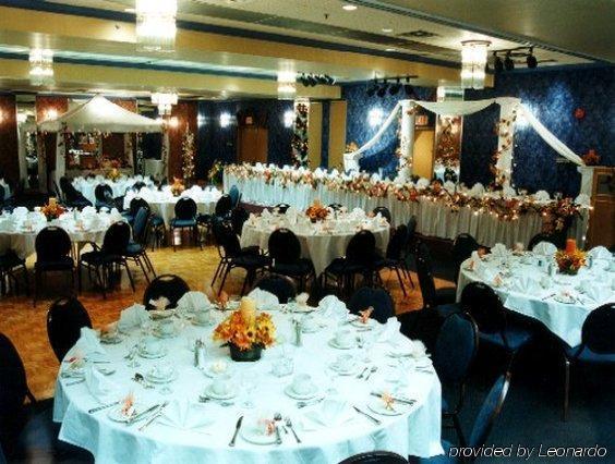 Holiday Inn Sydney - Waterfront By Ihg Restaurant photo